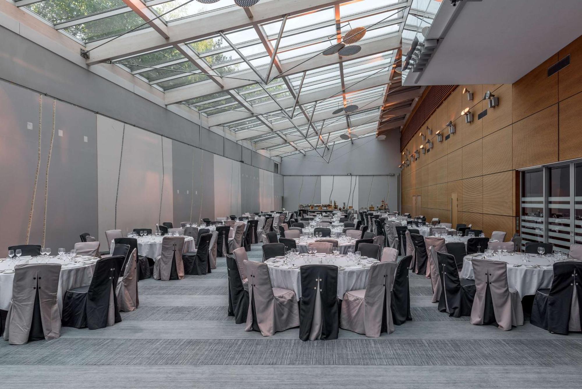 Hilton Geneva Hotel&Conference Centre Le Grand Saconnex Exterior foto